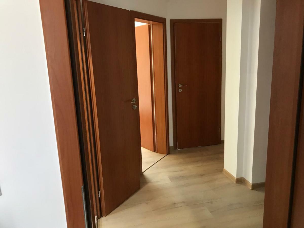 Кирил и методи 41 Берковица Екстериор снимка